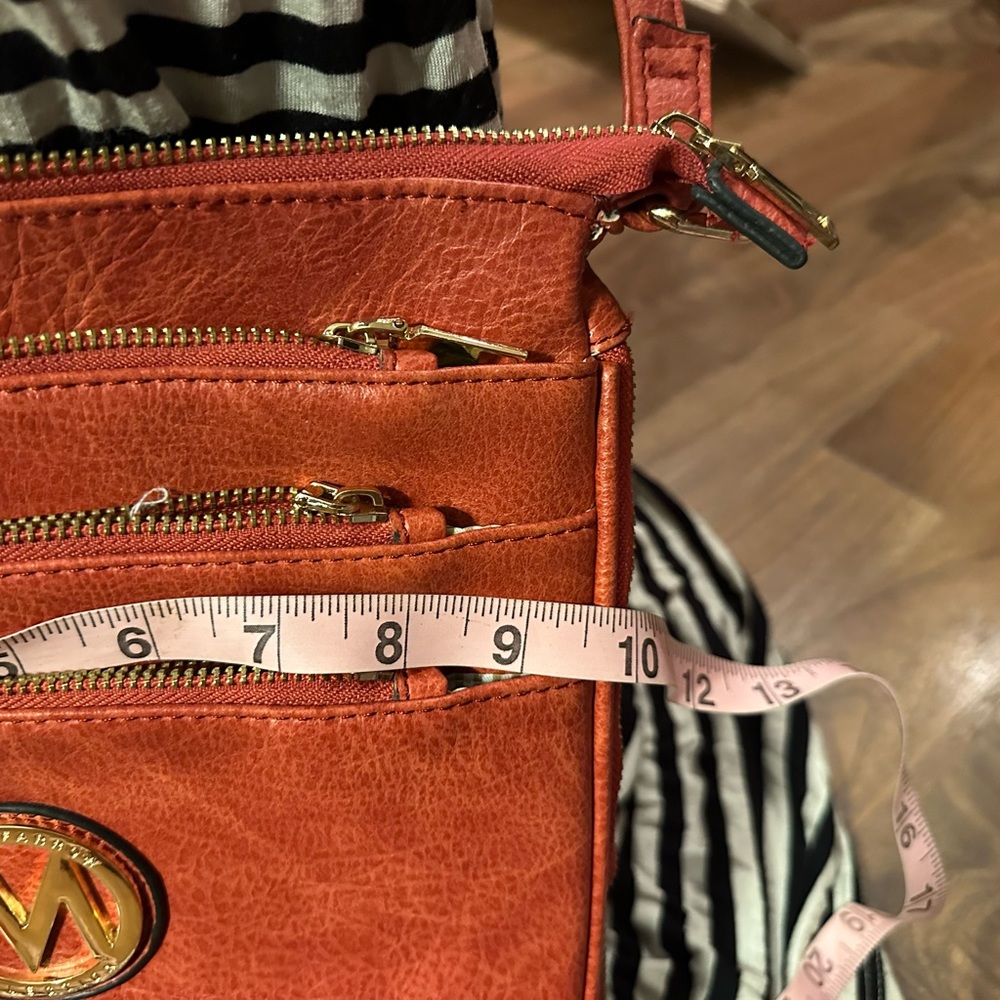 Mia Farrow purse - Picture 13 of 13